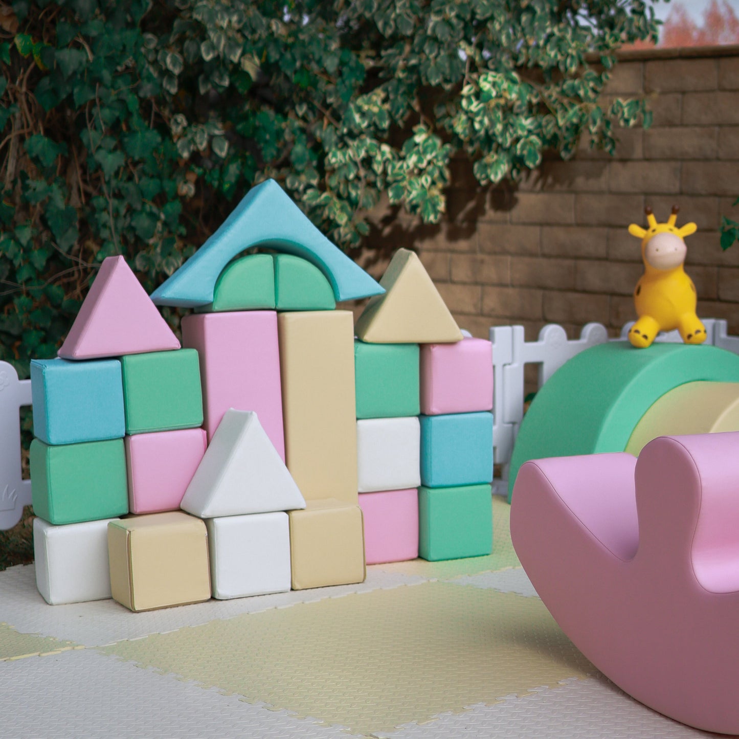 Build & Play Block House